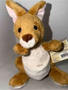 Webkinz Kangaroo-HM180 Retired. New. Sealed, unused code. Adorable